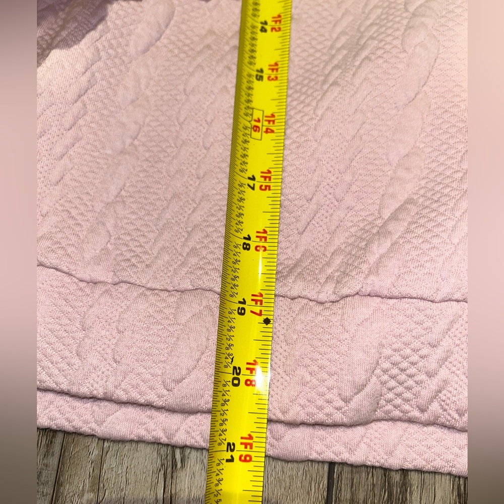 Blank NYC Sweater Medium NWT - Picture 6 of 7